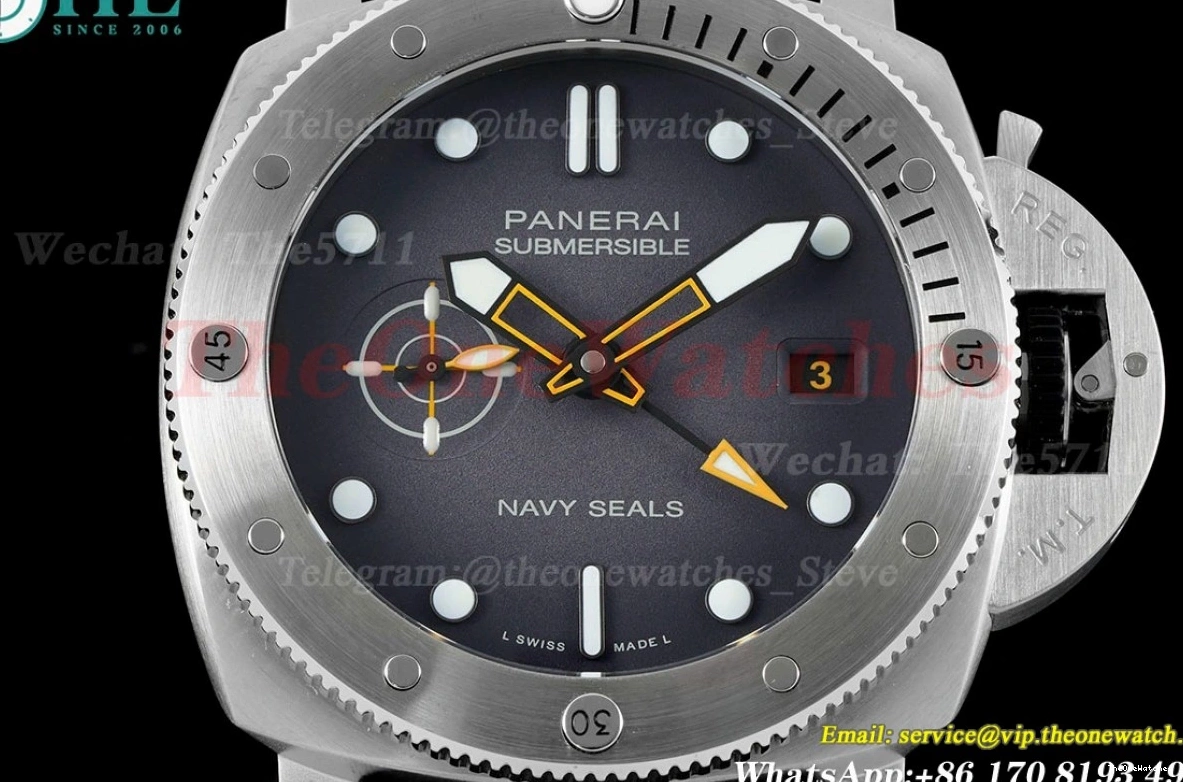 P9011 Dial SS Submersible 44mm PAM1323 VSF Grey RU 0218